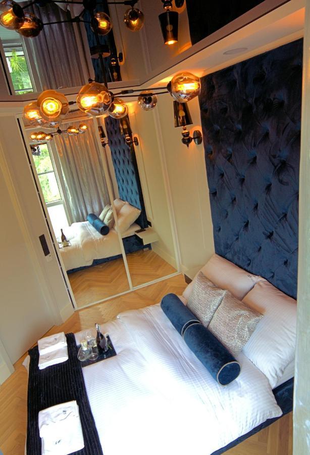 Blue Velvet Premium Apartments III Торунь Екстер'єр фото