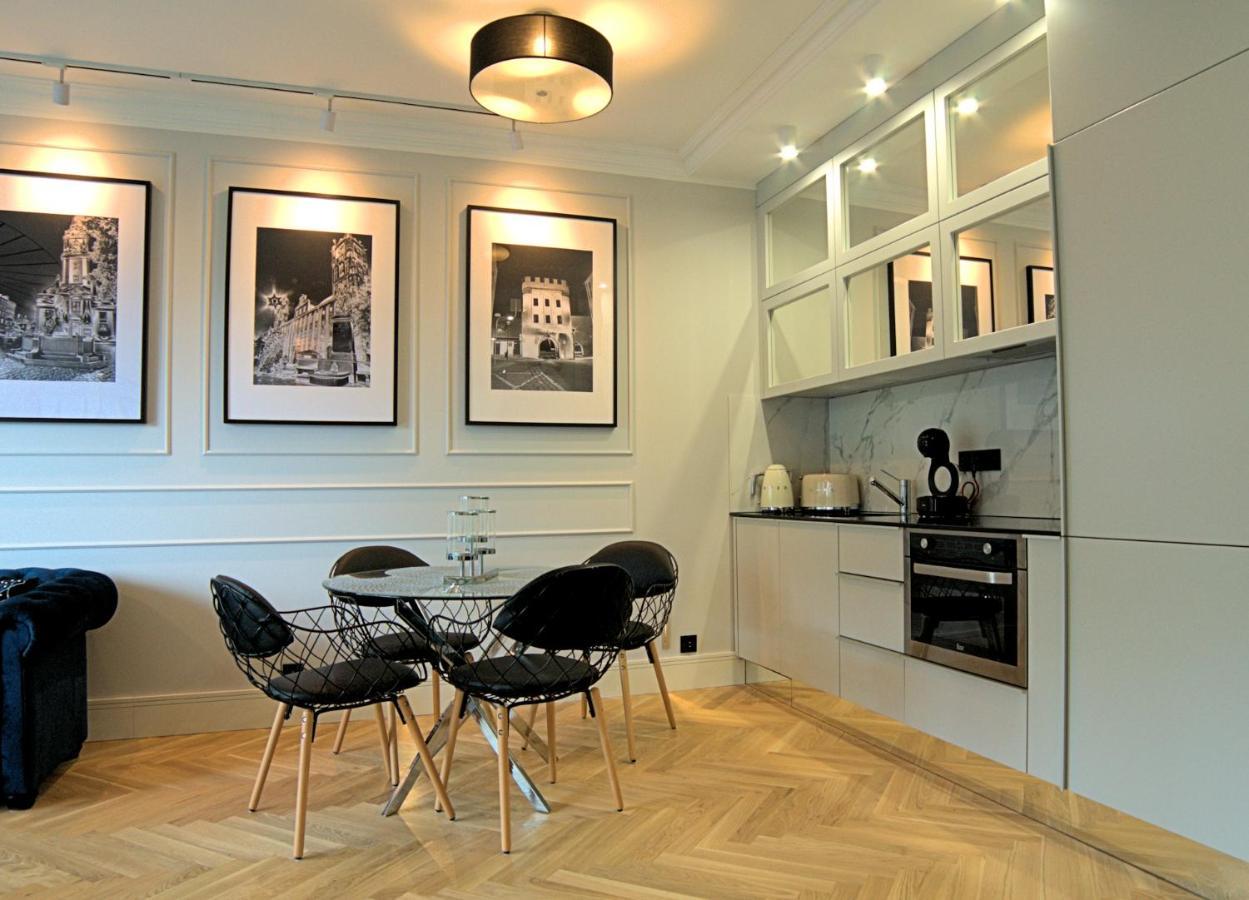 Blue Velvet Premium Apartments III Торунь Екстер'єр фото