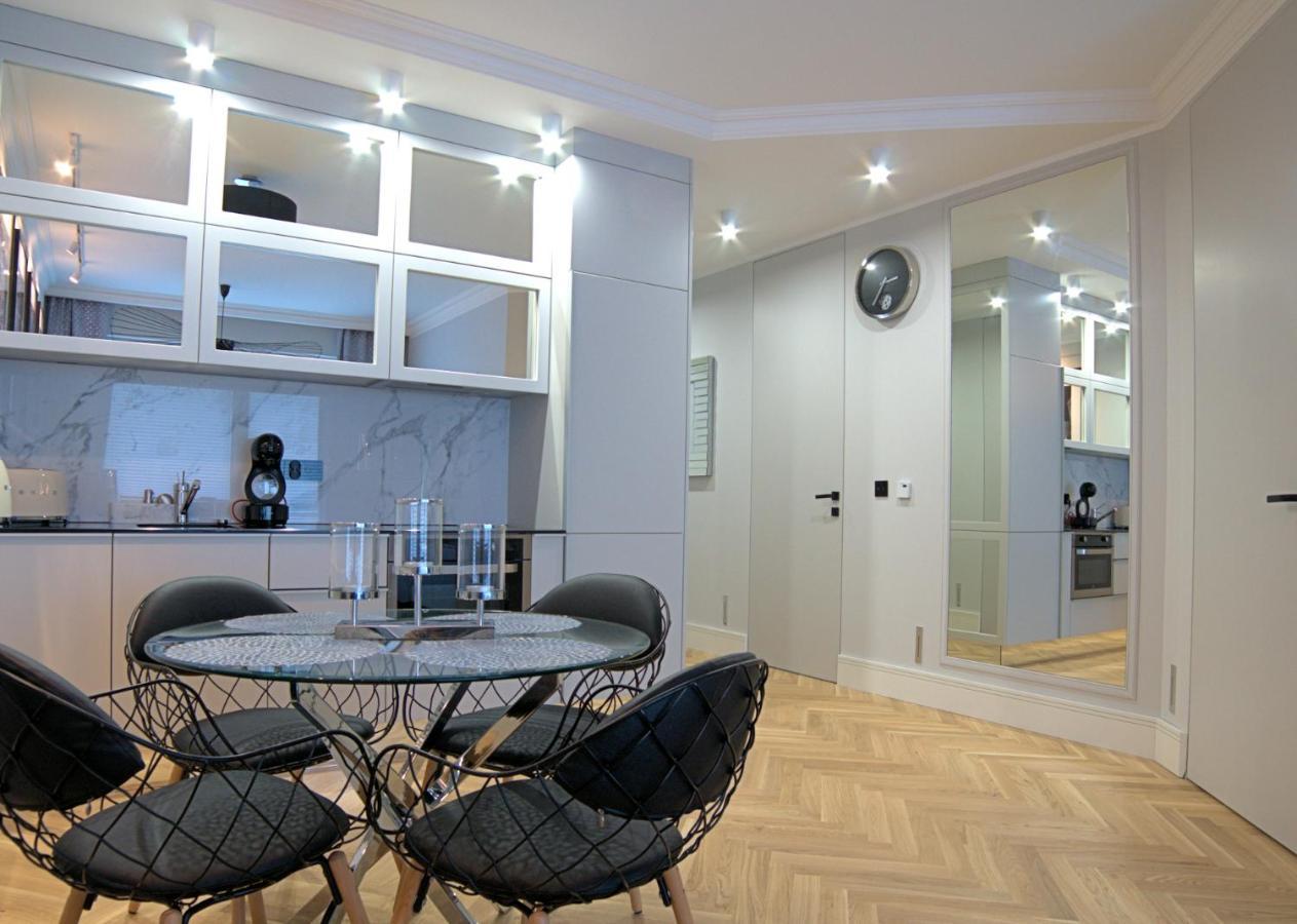 Blue Velvet Premium Apartments III Торунь Екстер'єр фото