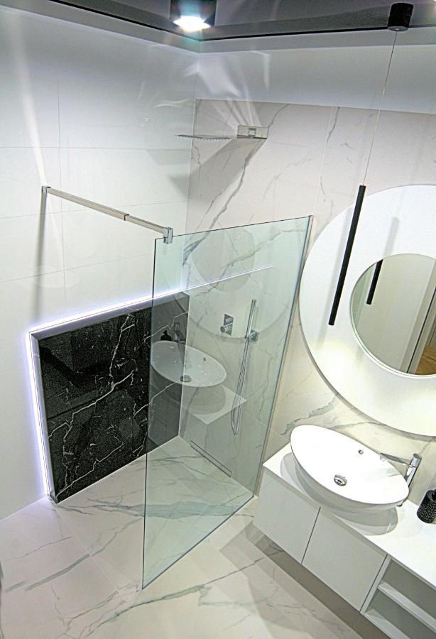 Blue Velvet Premium Apartments III Торунь Екстер'єр фото